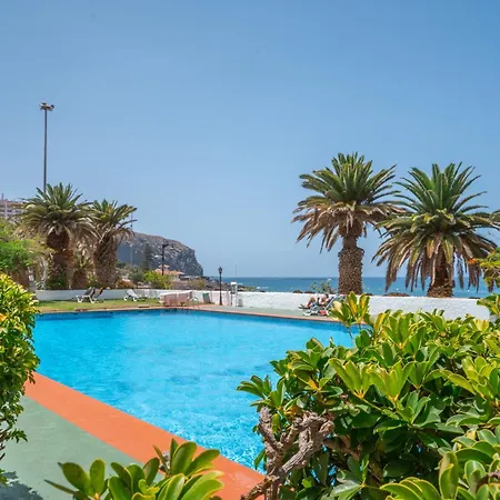 Go2tenerife Apart'dida Pool & First Line Of The Sea *