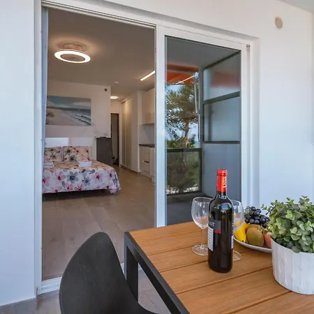 Apartment Go2tenerife Apart'dida Pool & First Line Of The Sea